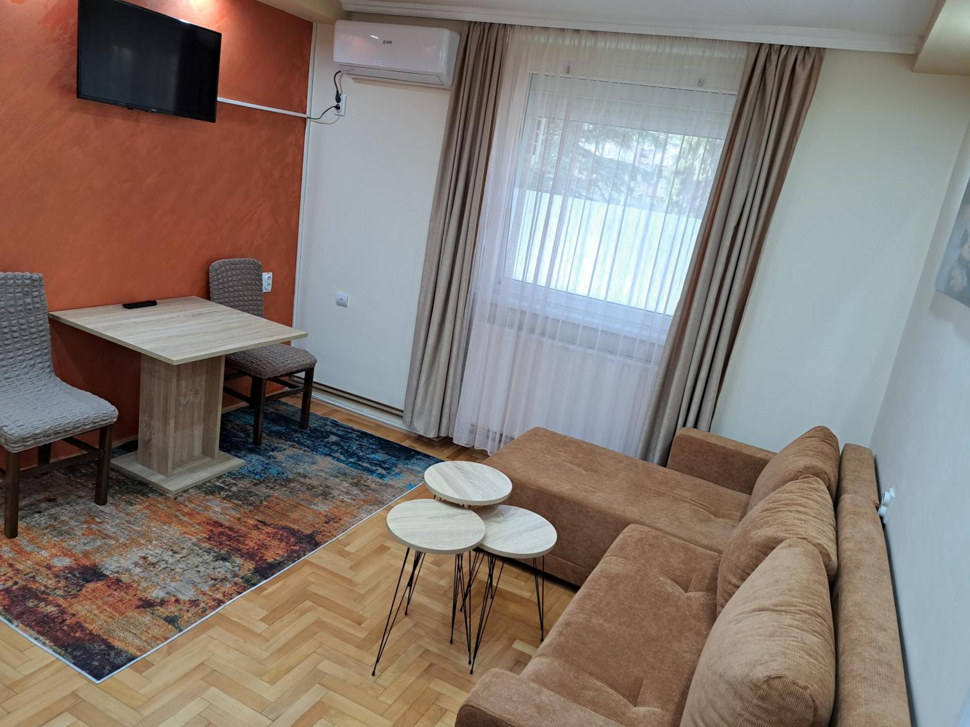 Apartman Borsalino Subotica Apartment Bagian luar foto